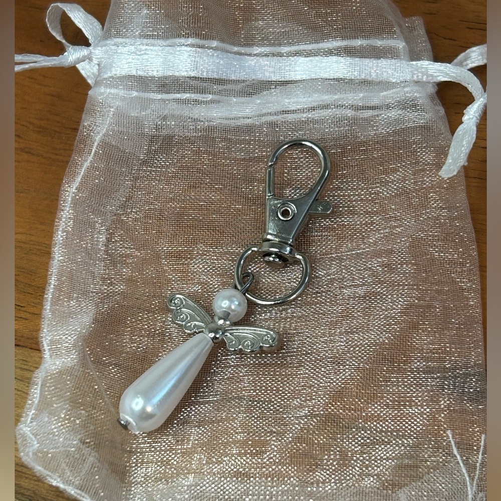 Key Chain -Angel 😇🪽🪽Car Key Chain/Angel Pendant/Favor/Theme Party/Christmas…